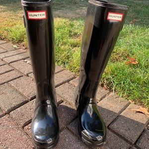 Hunter Rain Boots Size 6 Black